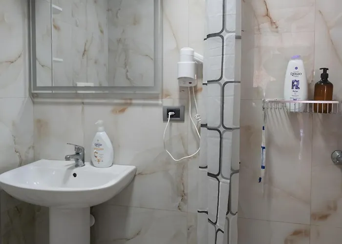 Small Near The Olimpik Park 地拉那